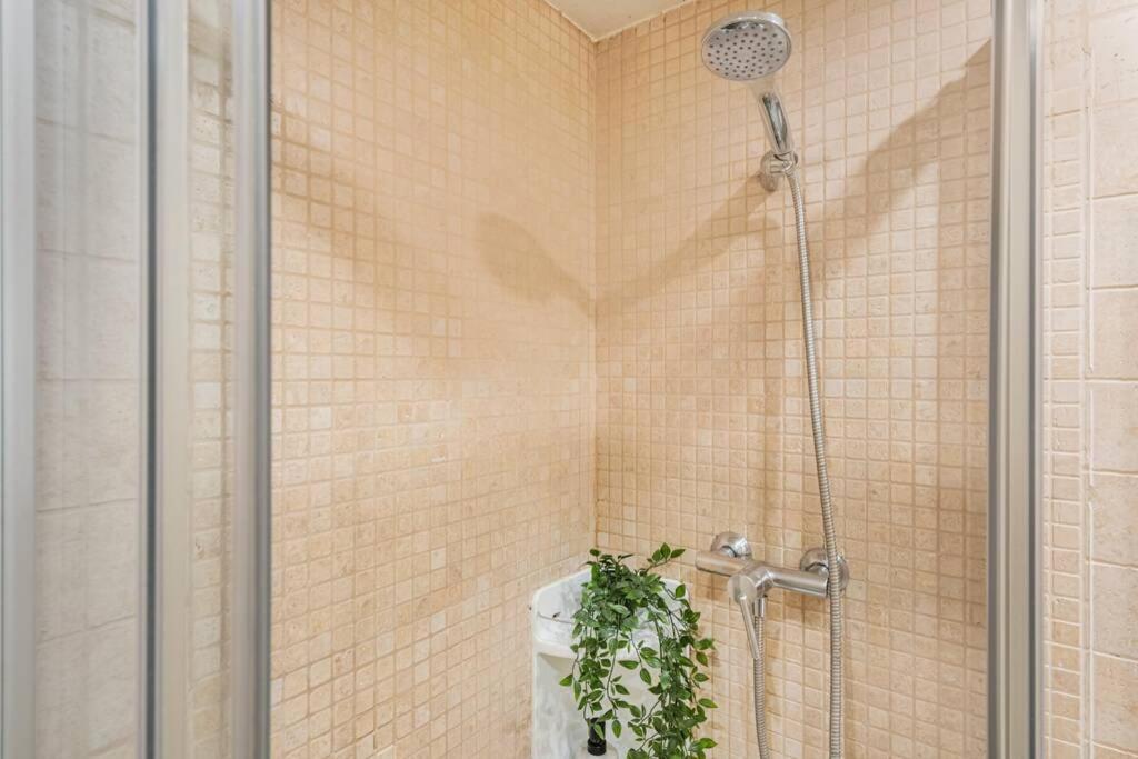 Lodging Apartments Villa de Gracia 2 bedroom cozy apartment Barcelona Exterior foto