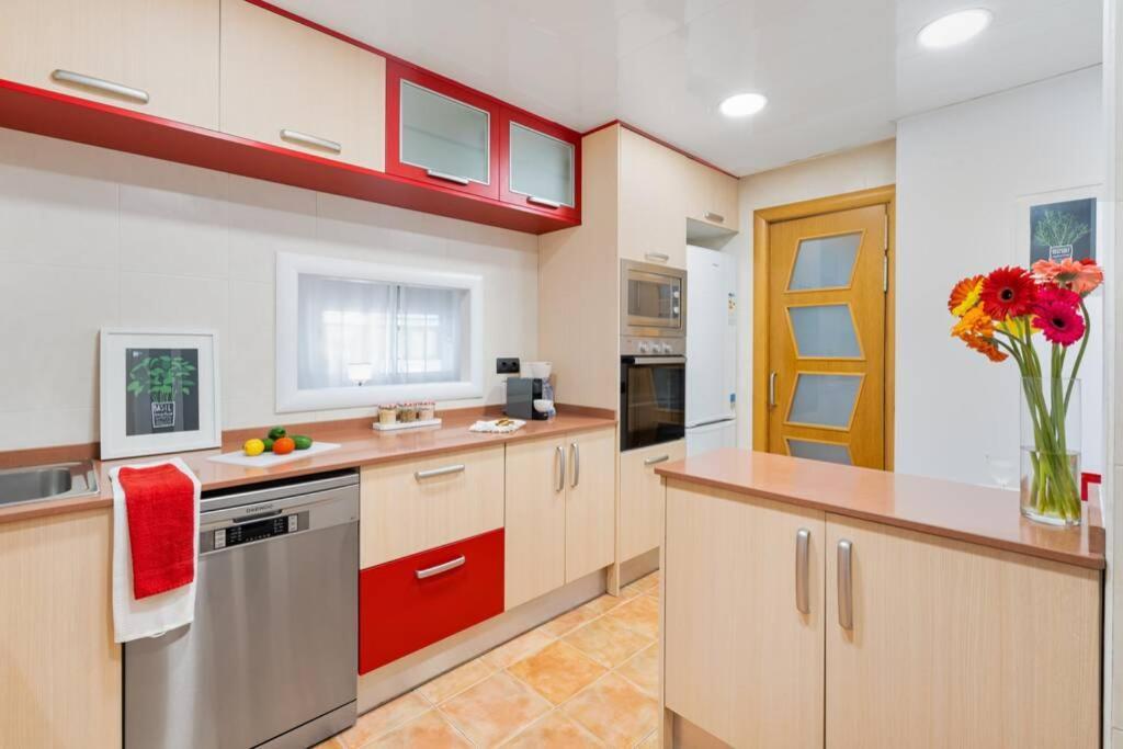 Lodging Apartments Villa de Gracia 2 bedroom cozy apartment Barcelona Exterior foto