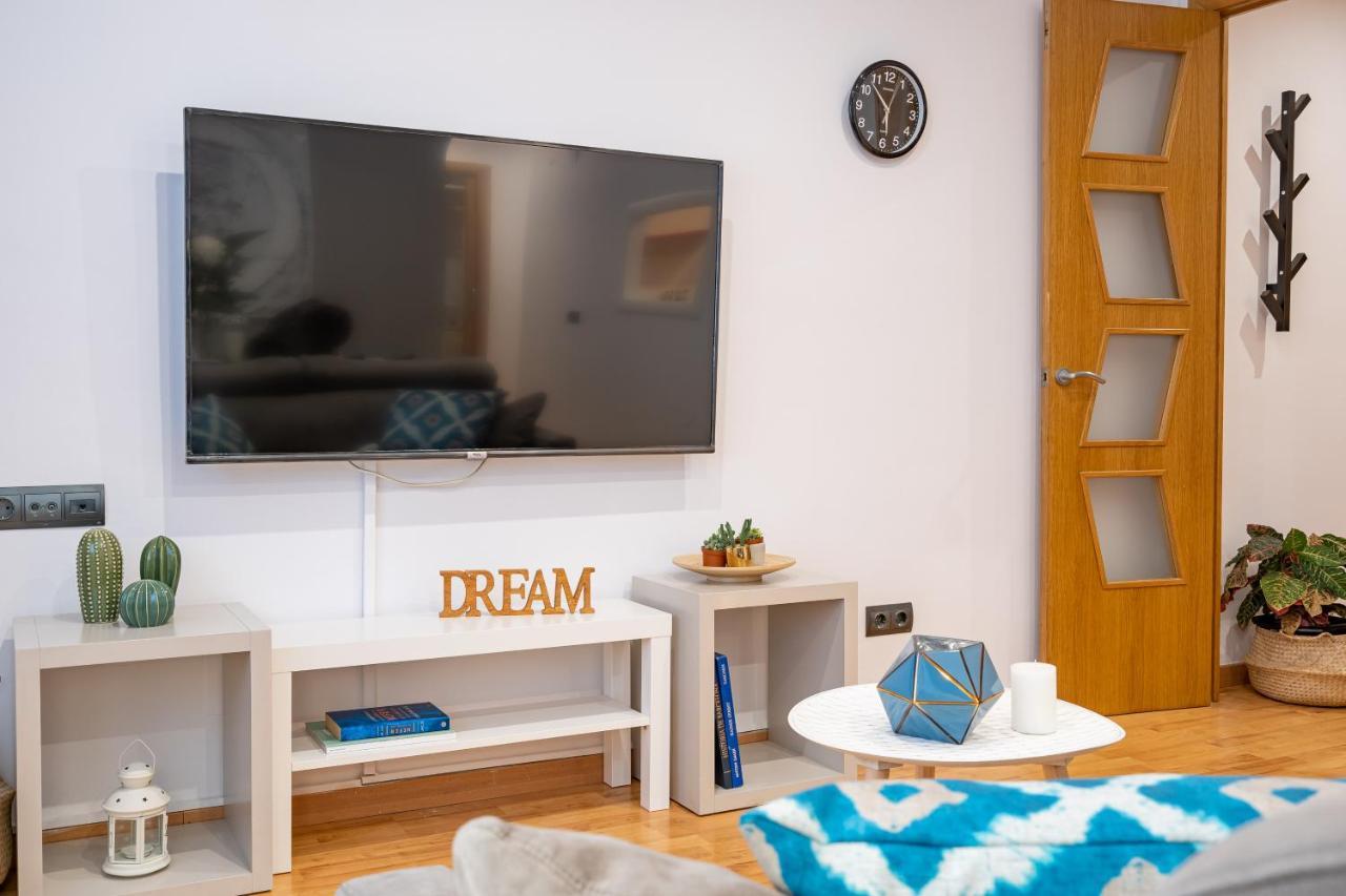 Lodging Apartments Villa de Gracia 2 bedroom cozy apartment Barcelona Exterior foto